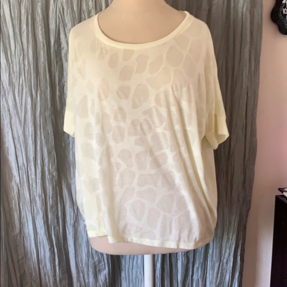 Gentle Fawn Pastel Yellow Giraffe Print Soft Tee